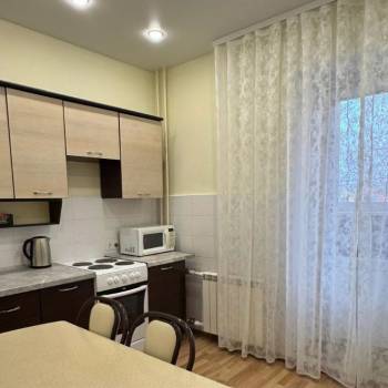 Сдается 1-комнатная квартира, 35 м²