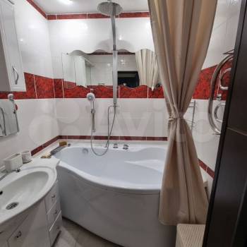 Сдается 2-х комнатная квартира, 65 м²