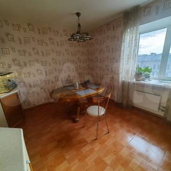 Продается 2-х комнатная квартира, 72 м²