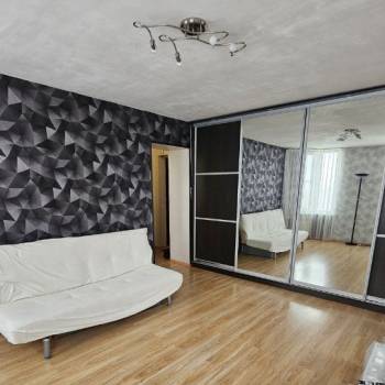 Сдается 1-комнатная квартира, 35 м²