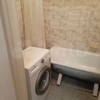 Сдается 1-комнатная квартира, 48 м²