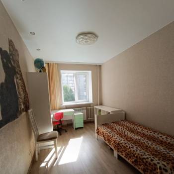 Сдается Многокомнатная квартира, 59,8 м²