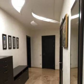 Сдается 2-х комнатная квартира, 82 м²