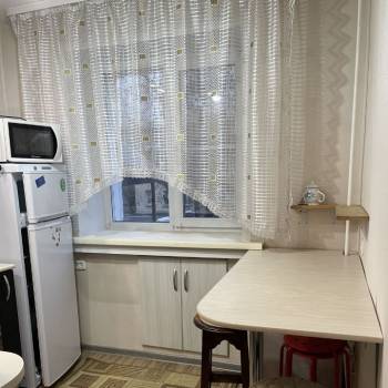 Сдается Многокомнатная квартира, 58 м²