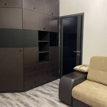 Сдается Многокомнатная квартира, 58 м²