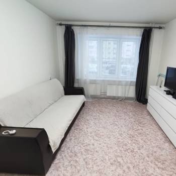 Сдается 1-комнатная квартира, 32 м²