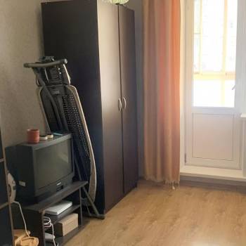 Продается 1-комнатная квартира, 32,8 м²