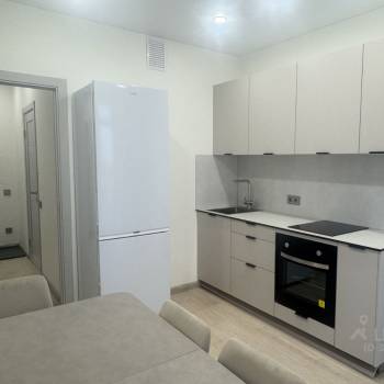 Сдается 1-комнатная квартира, 38 м²