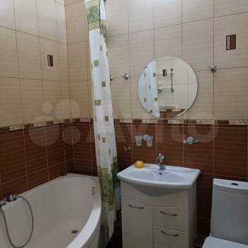 Сдается 1-комнатная квартира, 46 м²