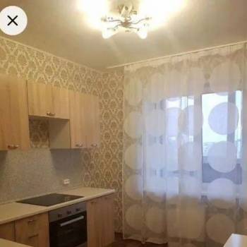 Сдается 1-комнатная квартира, 38 м²