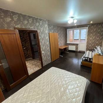 Сдается 1-комнатная квартира, 46 м²