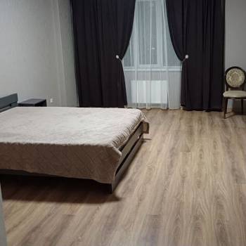 Сдается Многокомнатная квартира, 90 м²