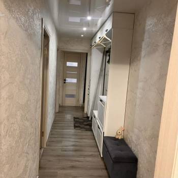 Продается Многокомнатная квартира, 74 м²