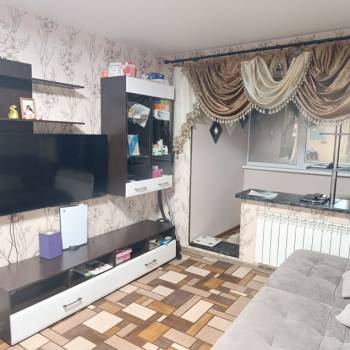 Продается Многокомнатная квартира, 70,3 м²