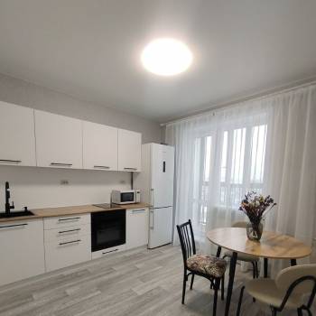 Сдается 1-комнатная квартира, 40,7 м²