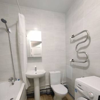 Сдается 1-комнатная квартира, 40,7 м²