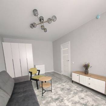 Сдается 1-комнатная квартира, 40,7 м²