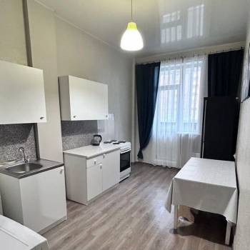 Сдается 1-комнатная квартира, 40 м²
