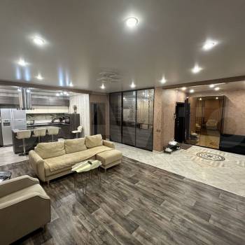 Продается 3-х комнатная квартира, 96,6 м²