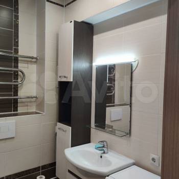 Сдается 2-х комнатная квартира, 65 м²