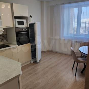 Сдается 2-х комнатная квартира, 65 м²