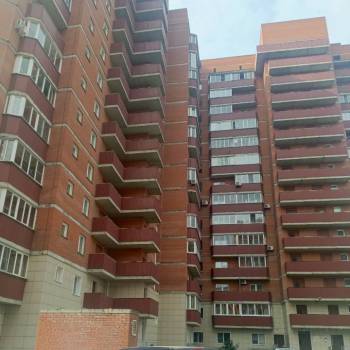 Продается 1-комнатная квартира, 39 м²