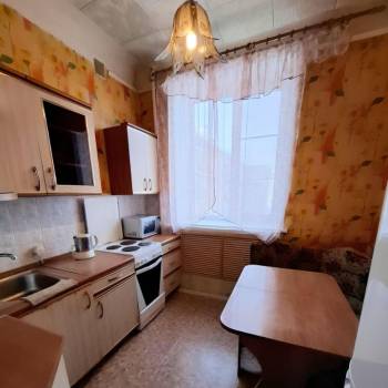 Сдается Многокомнатная квартира, 77 м²