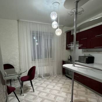 Сдается 2-х комнатная квартира, 61 м²