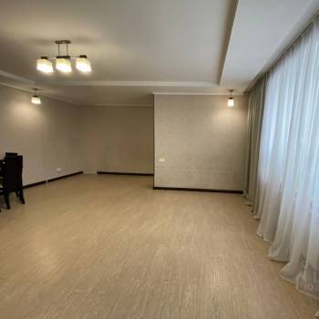 Продается 2-х комнатная квартира, 74 м²