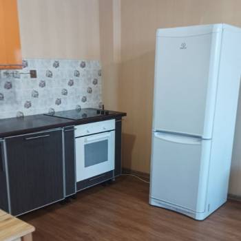 Сдается 1-комнатная квартира, 43 м²