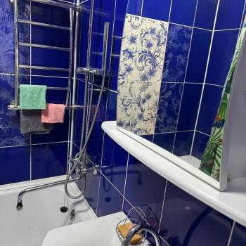 Сдается Многокомнатная квартира, 60 м²