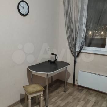 Сдается 1-комнатная квартира, 41 м²