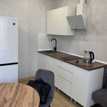 Сдается 1-комнатная квартира, 37 м²