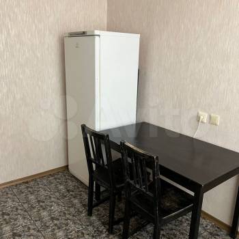 Сдается 1-комнатная квартира, 52 м²