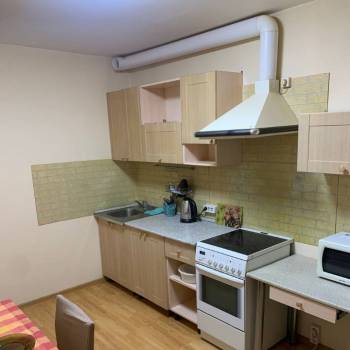 Сдается 1-комнатная квартира, 41 м²