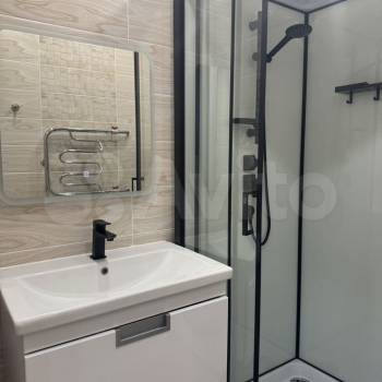 Сдается 1-комнатная квартира, 42 м²