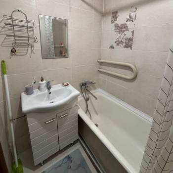 Сдается 1-комнатная квартира, 40 м²