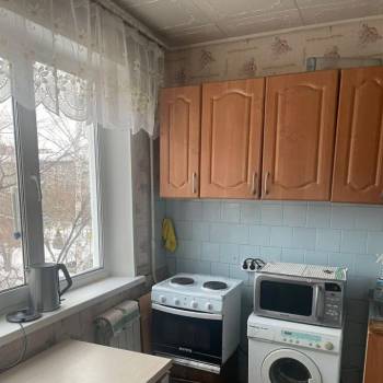 Сдается Многокомнатная квартира, 64 м²