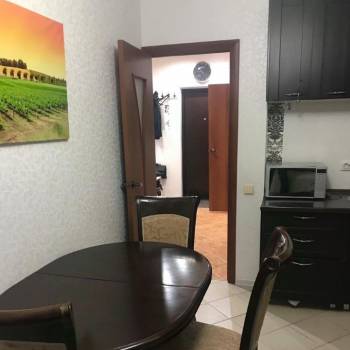 Сдается 1-комнатная квартира, 41 м²