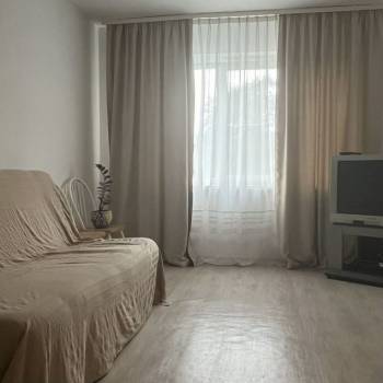 Сдается Многокомнатная квартира, 63 м²