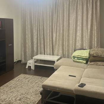 Продается 1-комнатная квартира, 42,6 м²