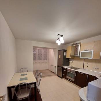 Сдается Многокомнатная квартира, 84 м²