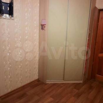 Продается Многокомнатная квартира, 60 м²