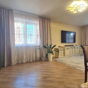 Продается 2-х комнатная квартира, 81,4 м²