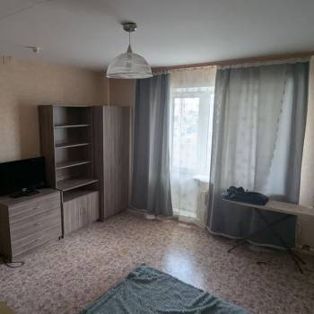 Сдается 1-комнатная квартира, 38 м²