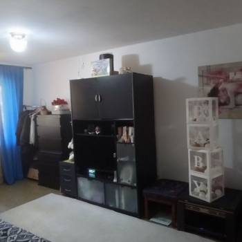 Продается 2-х комнатная квартира, 42 м²