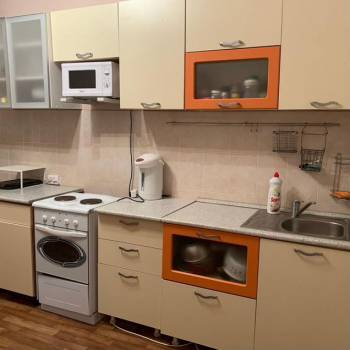 Сдается 1-комнатная квартира, 40 м²