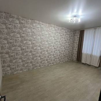 Сдается Многокомнатная квартира, 74,3 м²