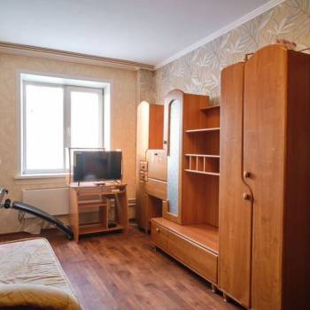 Продается 1-комнатная квартира, 42,2 м²