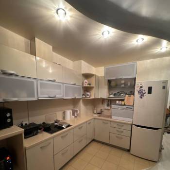 Сдается 2-х комнатная квартира, 60 м²